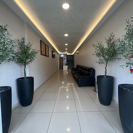 קינשאסה Ixoras Hotel Victoire מראה חיצוני תמונה